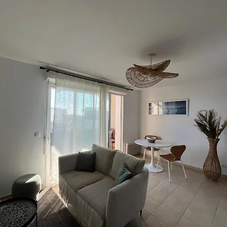 T2 Lumineux En Centre-ville Avec Balcon Et Parking Securise - Fr-1-319-612 Apartment La Teste-de-Buch